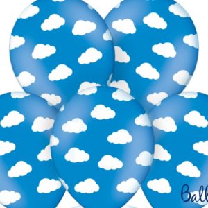 balony niebieskie pastelowe w białe chmurki 30 cm