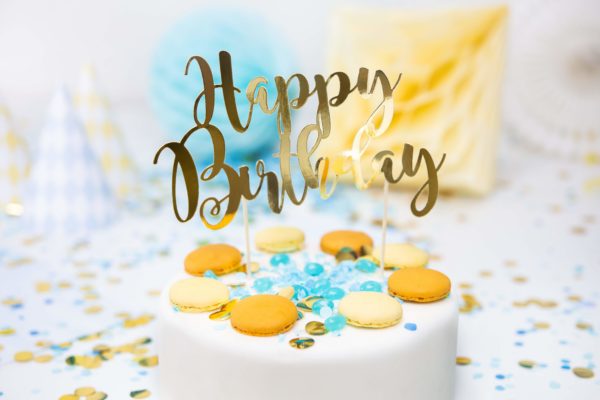 topper na tort urodzinowy złoty, złota dekoracja na tort, topper happy birthday złoty