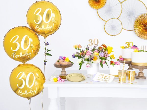 serwetki na 30 urodziny, białe serwetki ze złotym napisem 30th birthday, serwetki na 30stkę, dekoracje na 30stkę, dekoracje na 30 urodziny, serwetki urodzinowe